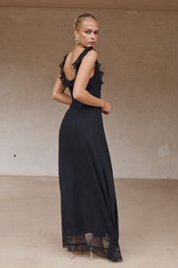 INAYAH MAXI DRESS - BLACK