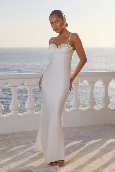 LAVENA FLORAL DETAIL MAXI DRESS - PEARL