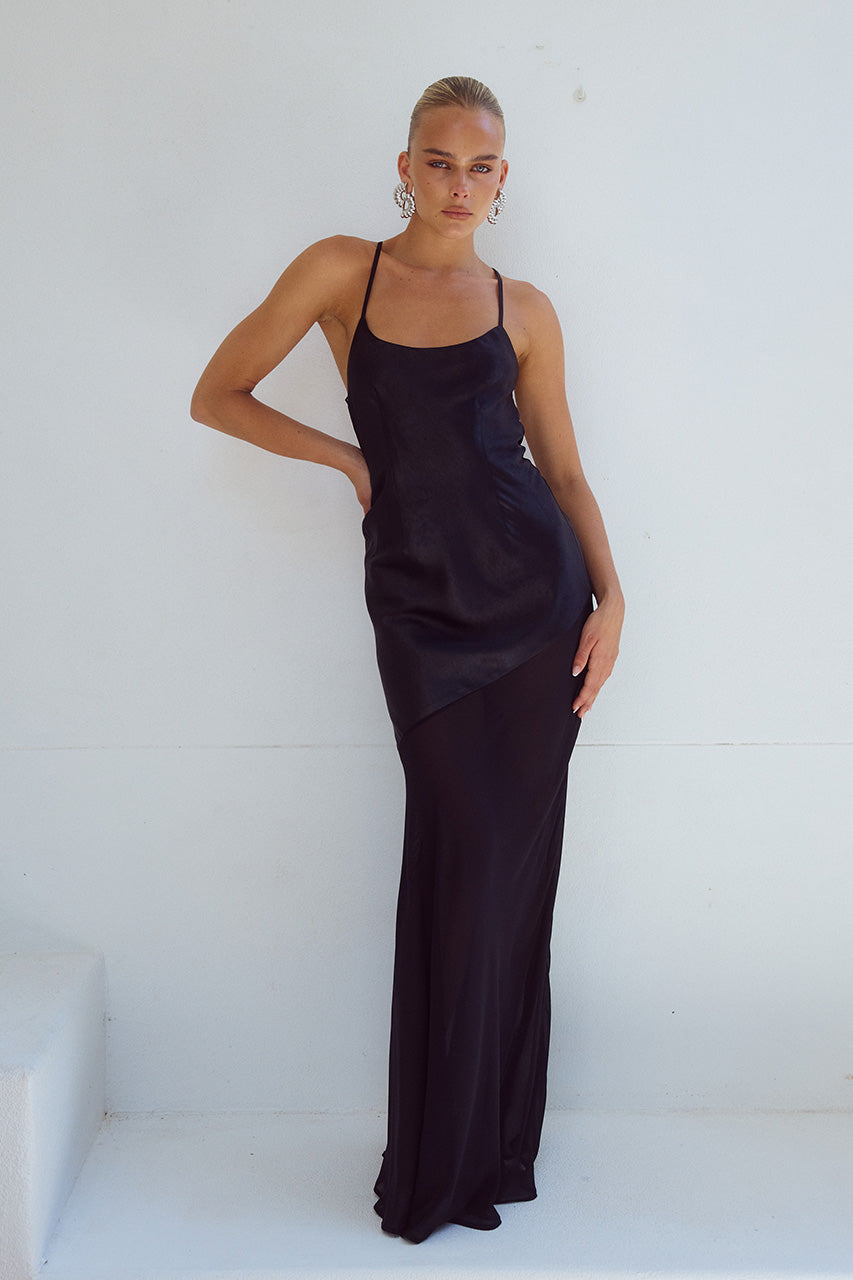 SAMANI MAXI DRESS - BLACK