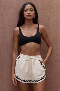 WAVARA SHORT	 - SAND/BLACK